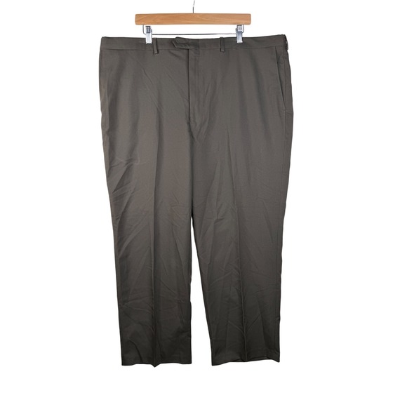 New Haggar Men's Essential Comfort Waist Herringbone Pants size 44X30 Dark Brown - Picture 1 of 7